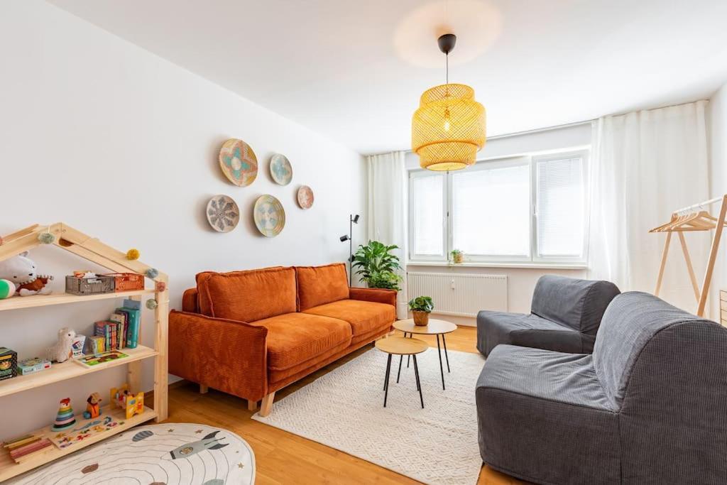 Duna Retreat: City Serenity Bratislava Eksteriør bilde